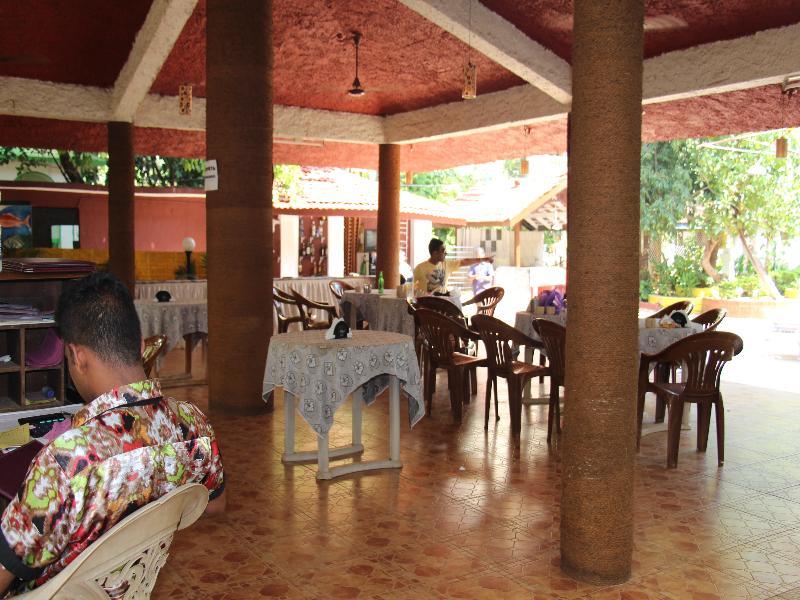 Hotel Colonia De Braganza Calangute Exterior foto